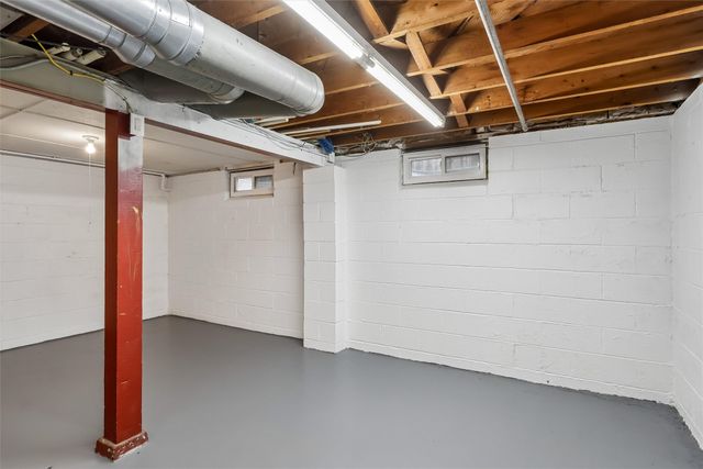 1820 Lay Street, Des Moines, IA 50317
