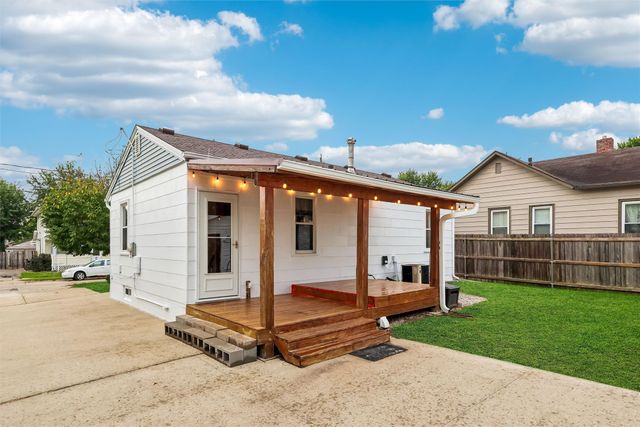 1820 Lay Street, Des Moines, IA 50317
