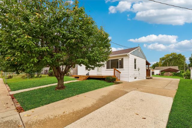 1820 Lay Street, Des Moines, IA 50317