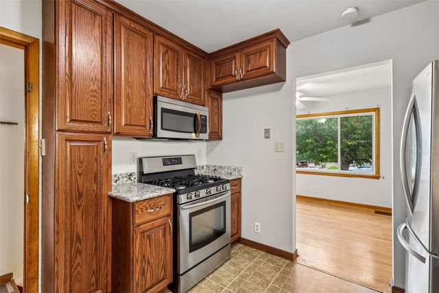 1820 Lay Street, Des Moines, IA 50317