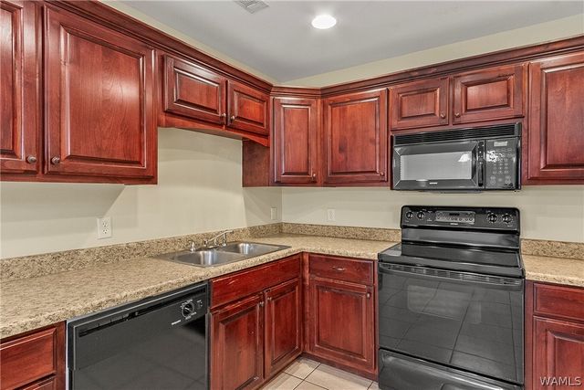 172 ROSCOMMON, Tuscaloosa, AL 35405