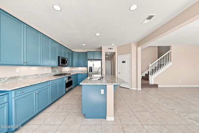 41648 Retsina Street, Palmdale, CA 93551