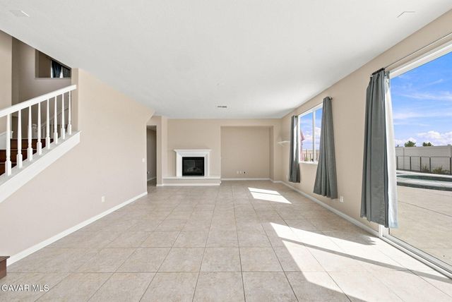 41648 Retsina Street, Palmdale, CA 93551