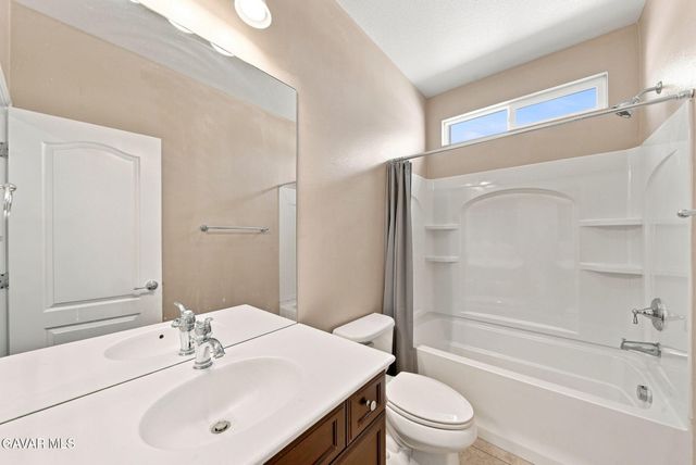 41648 Retsina Street, Palmdale, CA 93551