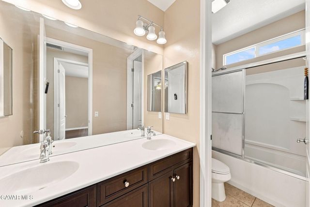 41648 Retsina Street, Palmdale, CA 93551