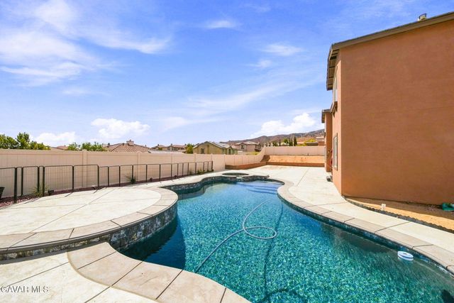 41648 Retsina Street, Palmdale, CA 93551