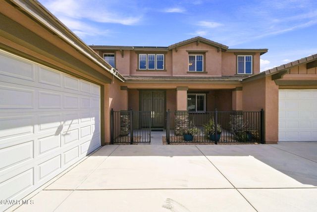 41648 Retsina Street, Palmdale, CA 93551