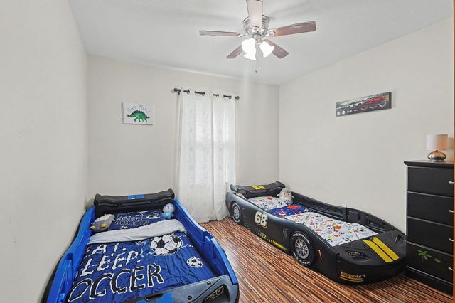 10502 W Lamp, Wichita, KS 67215