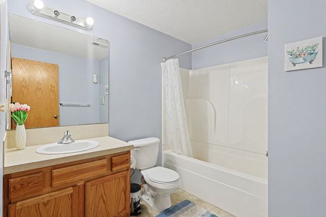 10502 W Lamp, Wichita, KS 67215