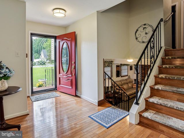 616 CLARKS RUN RD, La Plata, MD 20646
