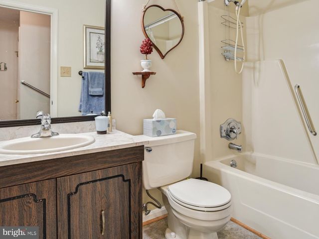 616 CLARKS RUN RD, La Plata, MD 20646