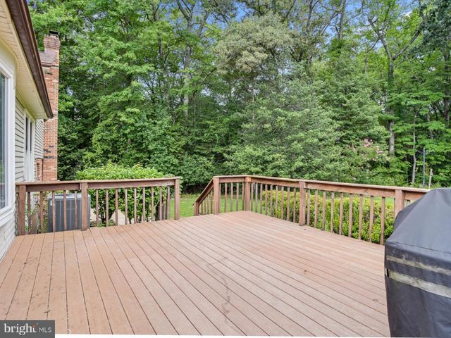 616 CLARKS RUN RD, La Plata, MD 20646