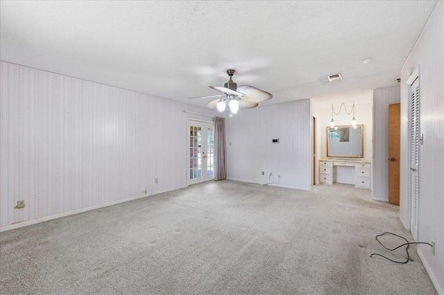 1016 S 27th Street, Nederland, TX 77627