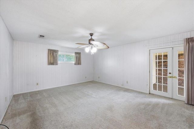 1016 S 27th Street, Nederland, TX 77627