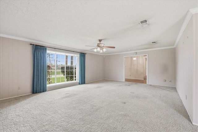 1016 S 27th Street, Nederland, TX 77627