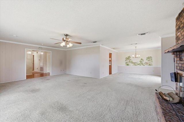 1016 S 27th Street, Nederland, TX 77627