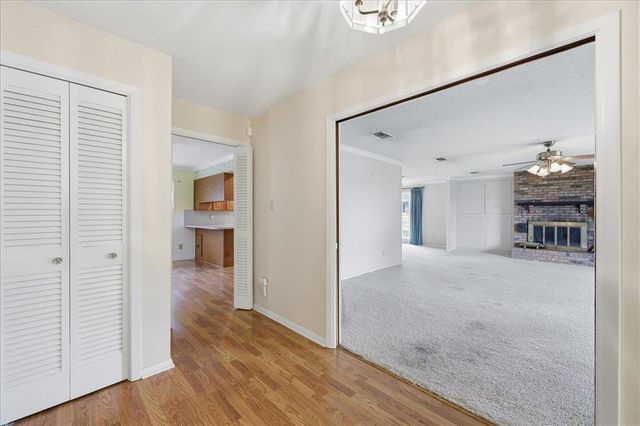 1016 S 27th Street, Nederland, TX 77627