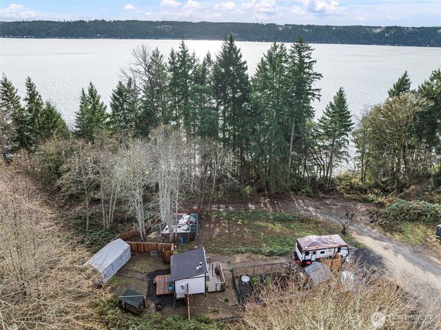 7364 NE North Shore Road, Belfair, WA 98528