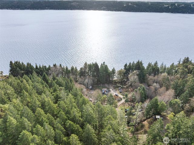 7364 NE North Shore Road, Belfair, WA 98528