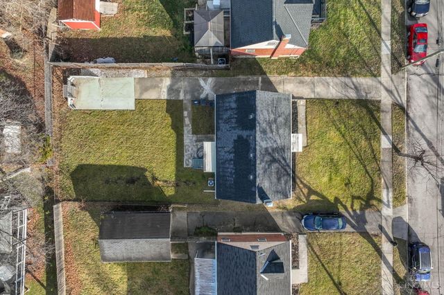 6097 W Fordham Place, Silverton, OH 45213