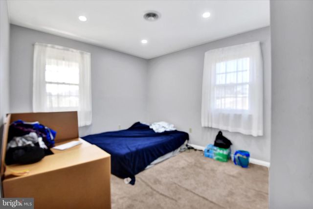 6742 MOUNT PHILLIP RD, Frederick, MD 21703