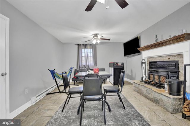 6742 MOUNT PHILLIP RD, Frederick, MD 21703