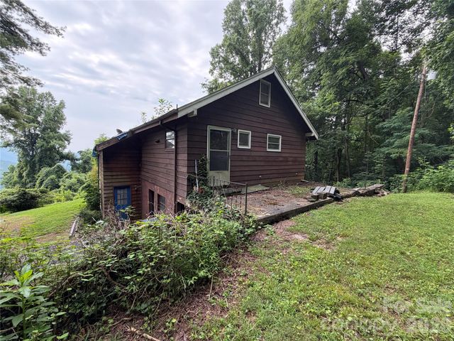 4897 Hwy 226 Highway N, Little Switzerland, NC 28749