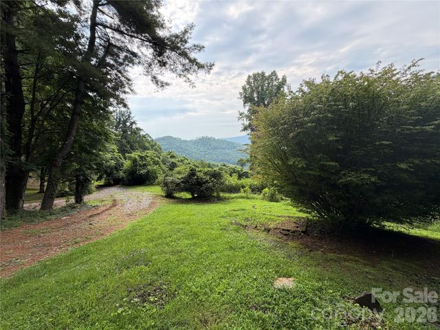 4897 Hwy 226 Highway N, Little Switzerland, NC 28749