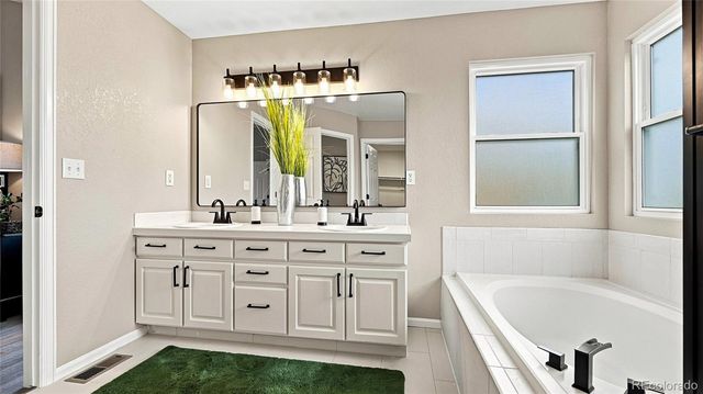 19332 E Berry Place, Aurora, CO 80015