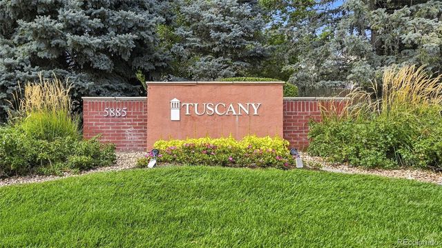 19332 E Berry Place, Aurora, CO 80015
