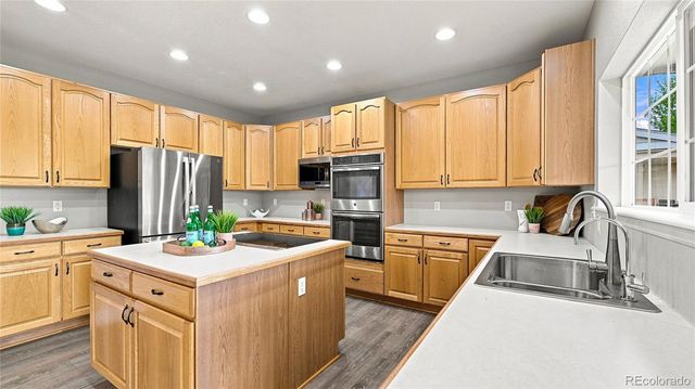 19332 E Berry Place, Aurora, CO 80015