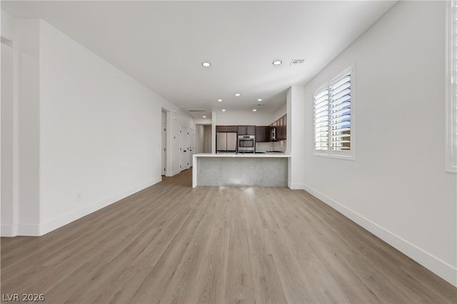 7035 Thistle Ridge Street, Las Vegas, NV 89166