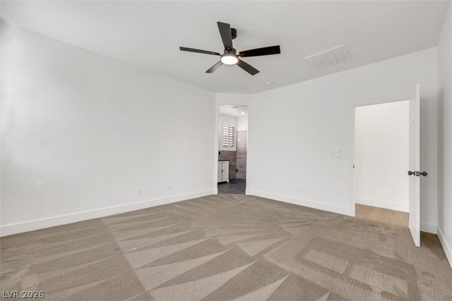 7035 Thistle Ridge Street, Las Vegas, NV 89166