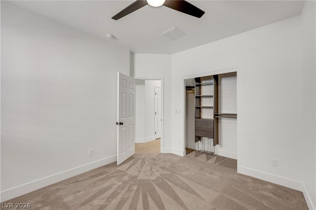 7035 Thistle Ridge Street, Las Vegas, NV 89166