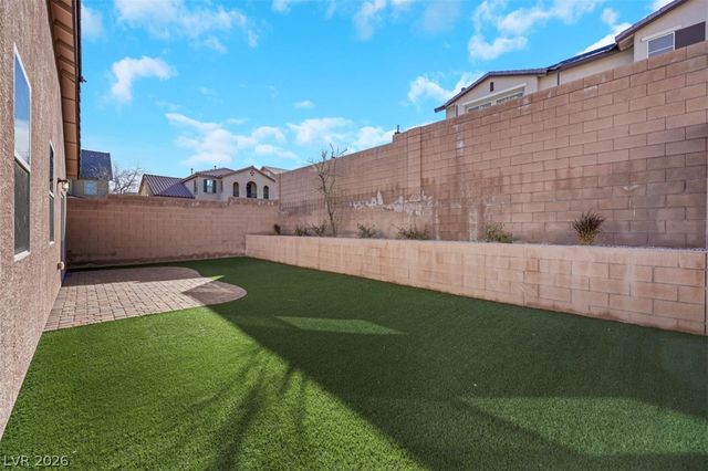 7035 Thistle Ridge Street, Las Vegas, NV 89166