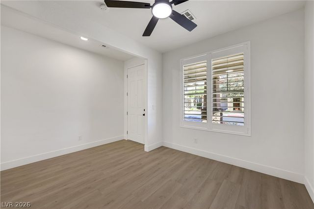 7035 Thistle Ridge Street, Las Vegas, NV 89166