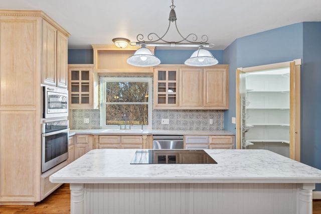 420 County Road 2904, Dodd City, TX 75438