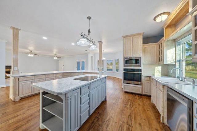 420 County Road 2904, Dodd City, TX 75438