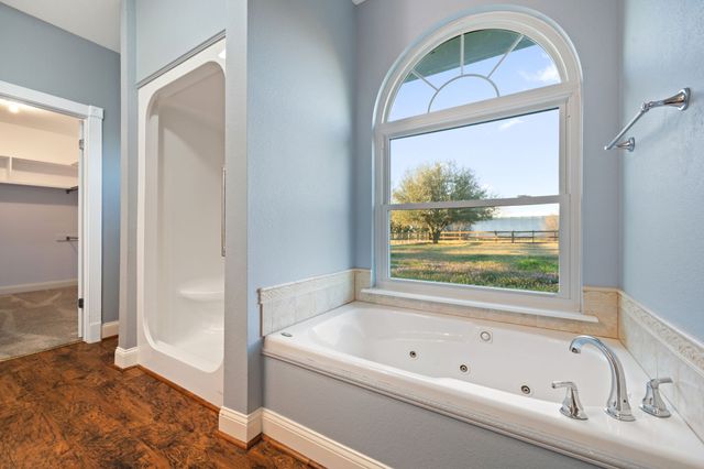 420 County Road 2904, Dodd City, TX 75438