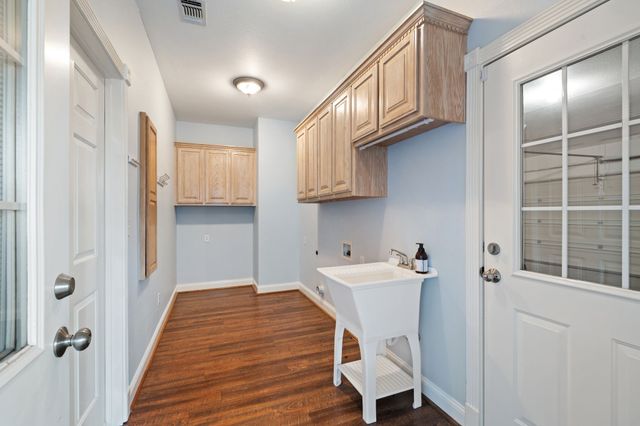 420 County Road 2904, Dodd City, TX 75438