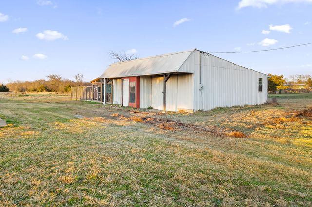 420 County Road 2904, Dodd City, TX 75438