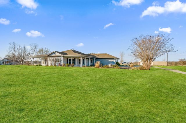 420 County Road 2904, Dodd City, TX 75438