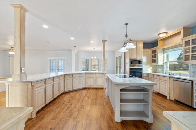 420 County Road 2904, Dodd City, TX 75438