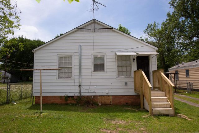 303 Boggs Street, North Little Rock, AR 72117