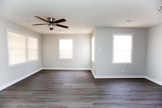 303 Boggs Street, North Little Rock, AR 72117