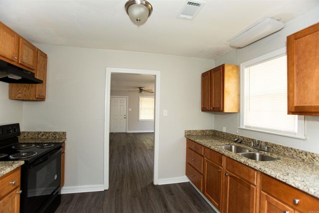 303 Boggs Street, North Little Rock, AR 72117