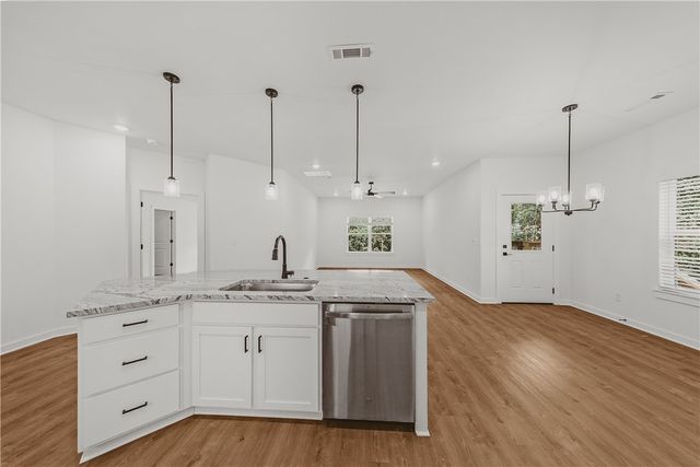 23 Ironside Lane, Bella Vista, AR 72715
