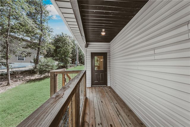 23 Ironside Lane, Bella Vista, AR 72715
