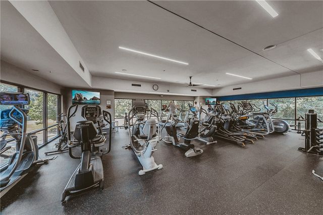 23 Ironside Lane, Bella Vista, AR 72715