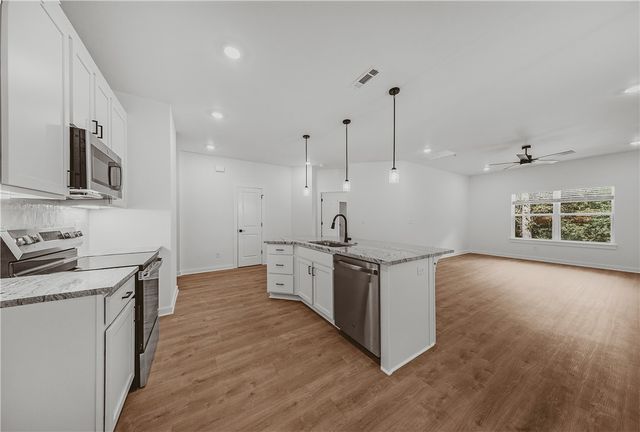 23 Ironside Lane, Bella Vista, AR 72715